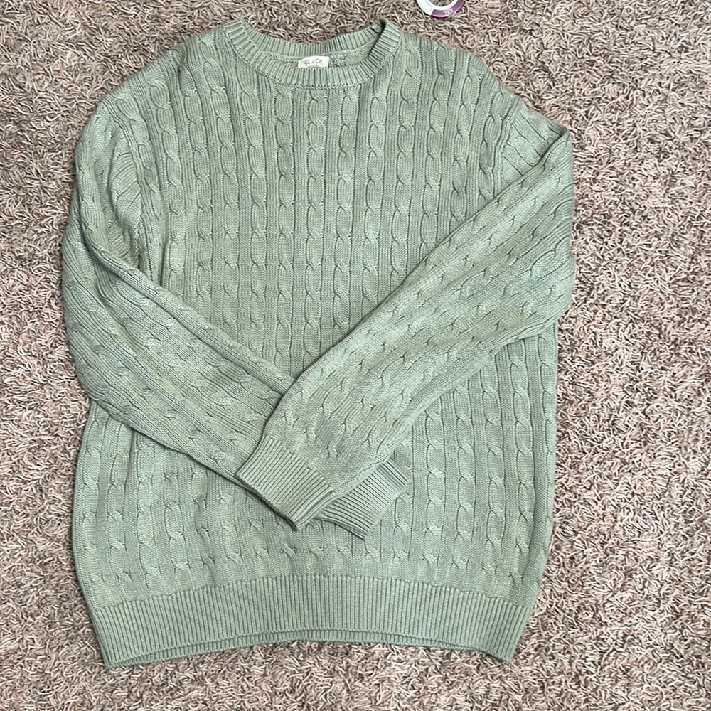 Women’s light green sweater